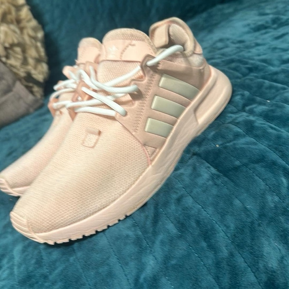 Adidas pink womens shoes